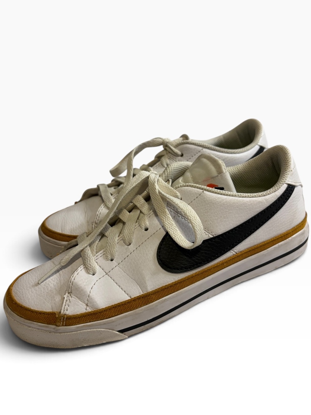Nike Court Legacy Low Women’s 8 White Black Gold Sneakers DH3161-100